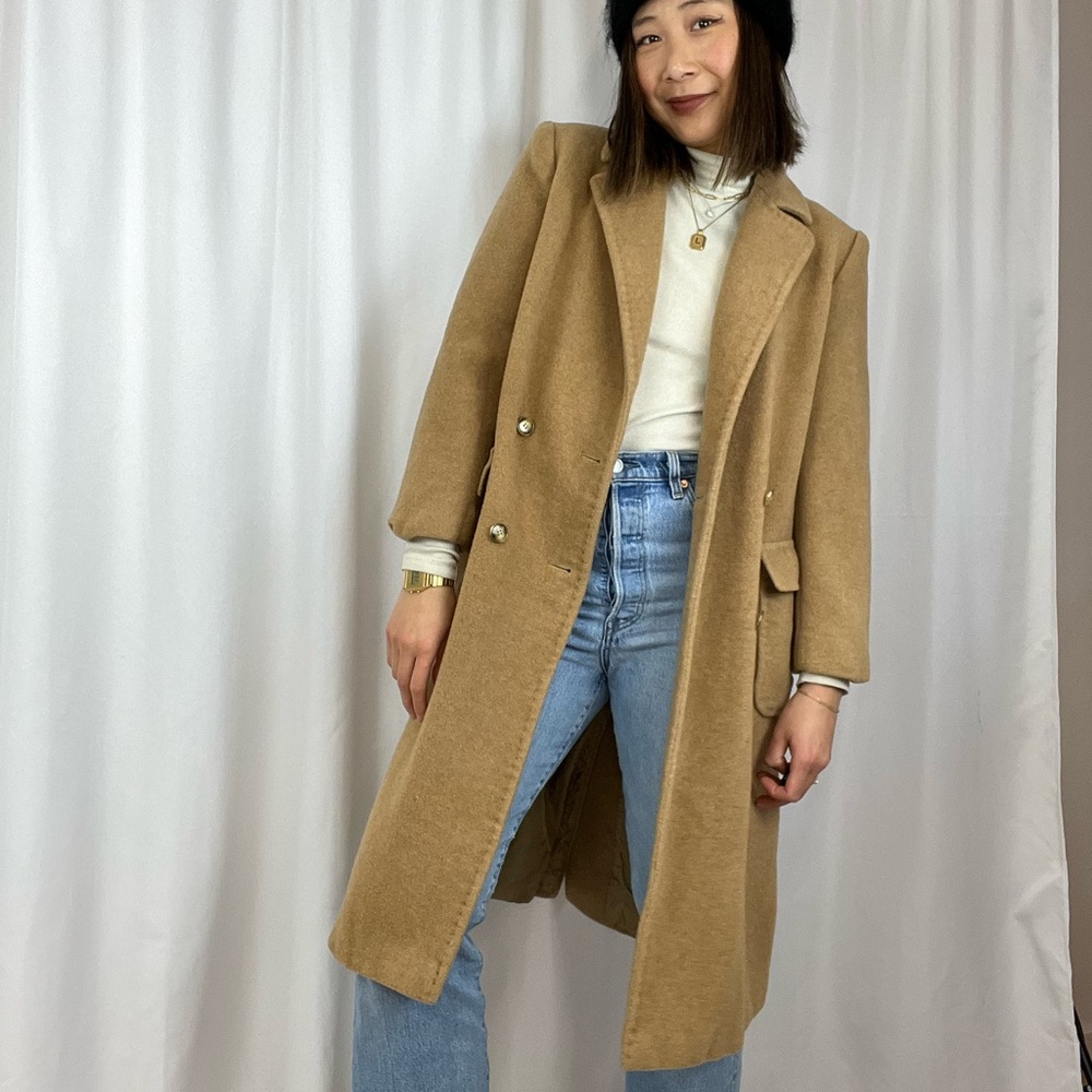 Vintage Chic Camel Double-Breasted Coat